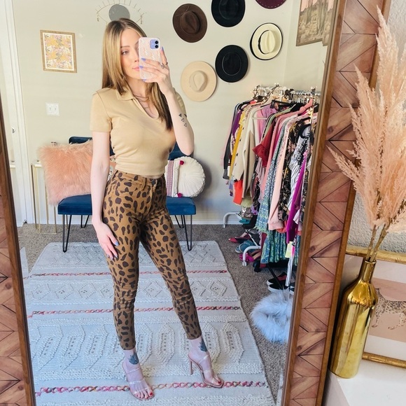L'AGENCE Margot Spot Animal Print Jeans - Picture 4 of 10